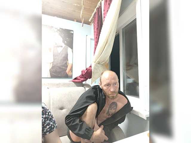 Innokentiy449 live cam on 