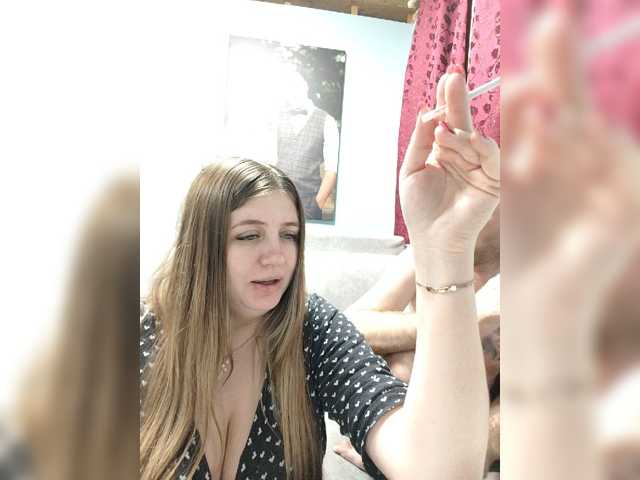 KeshVi777a live cam on BongaCams