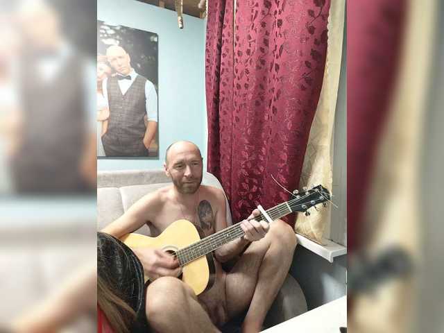 Innokentiy449 live cam on BongaCams