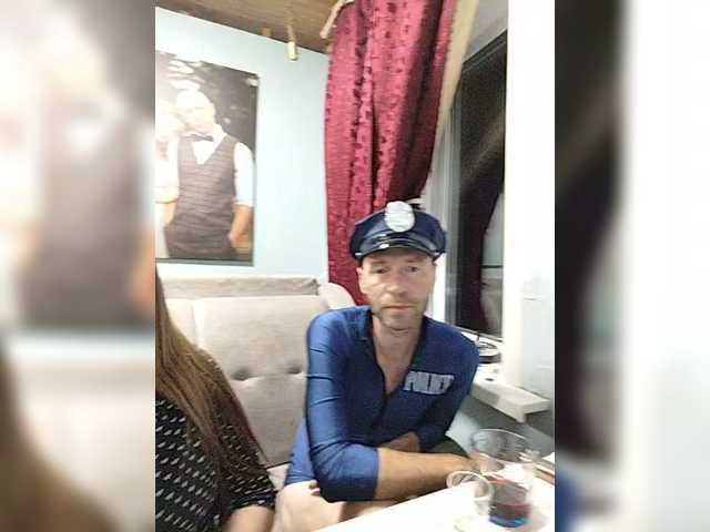 Innokentiy449 live cam on BongaCams