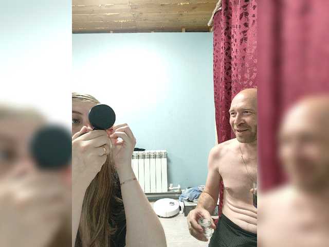 Innokentiy449 live cam on BongaCams