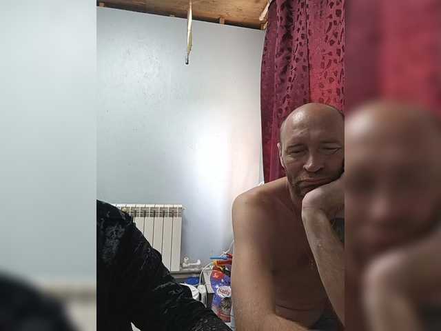 Innokentiy449 live webcam show