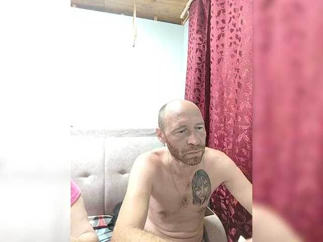KeshVi777a live webcam show