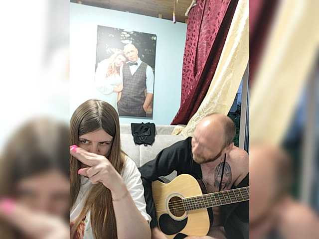 Innokentiy449 live cam on BongaCams