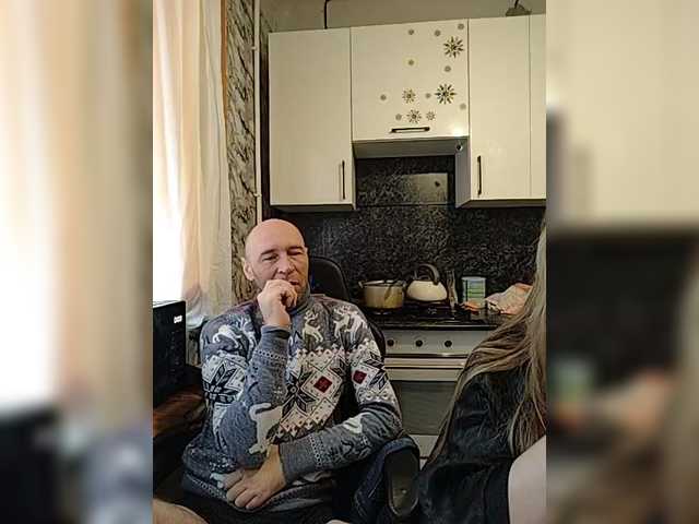 Innokentiy449's BongaCams show and profile