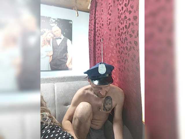 Innokentiy449 live cam on BongaCams