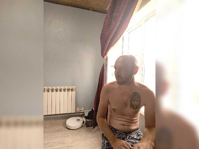 Innokentiy449 live cam on UnifiedCams