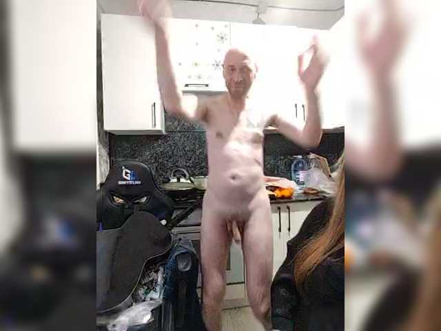 Innokentiy449's BongaCams show and profile