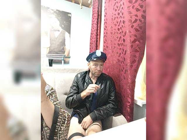 Innokentiy449 live cam