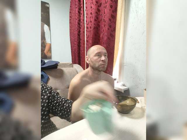 Innokentiy449 webcam model