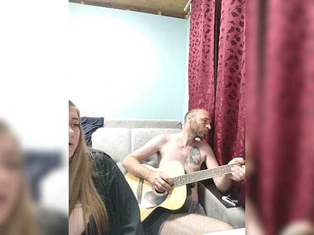 Innokentiy449 live cam on BongaCams