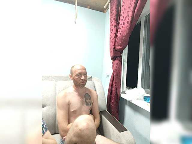 Innokentiy449 live cam on BongaCams