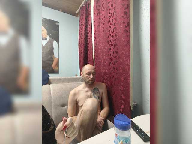 Innokentiy449 live cam on BongaCams