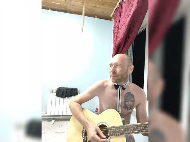 Innokentiy449 live webcam show