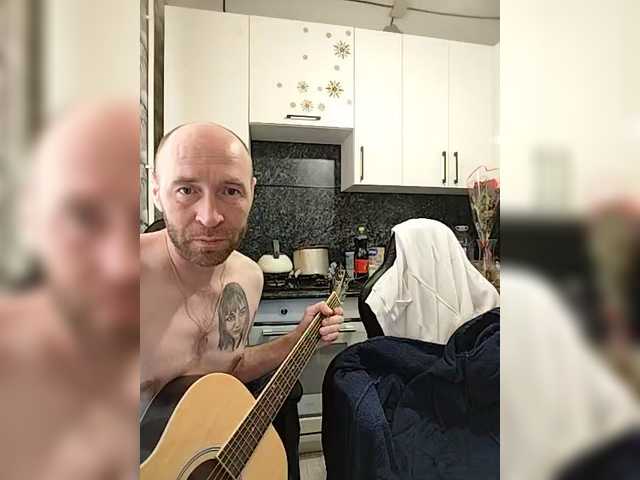 Innokentiy449's BongaCams show and profile