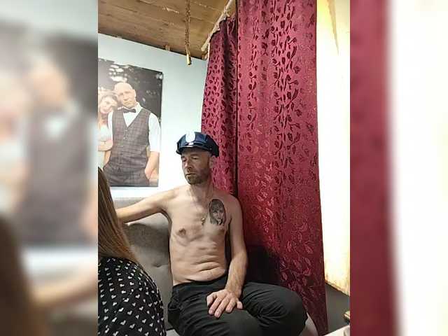 Innokentiy449 live cam on BongaCams