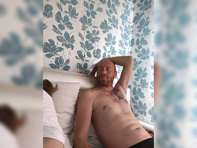 Innokentiy449 live cam on BongaCams
