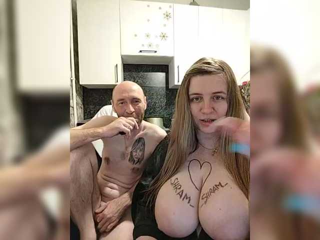 Innokentiy449's BongaCams show and profile