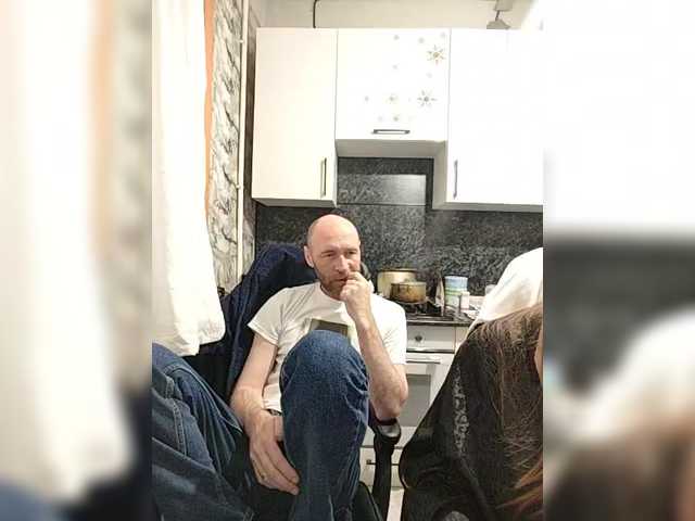 Innokentiy449's BongaCams show and profile