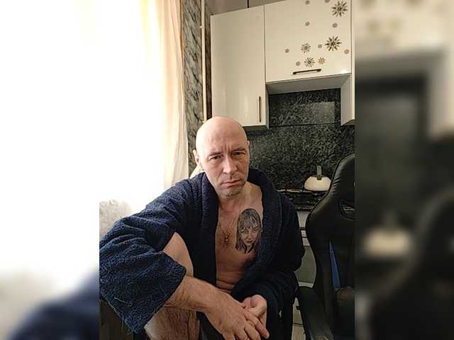 Innokentiy449's BongaCams profile