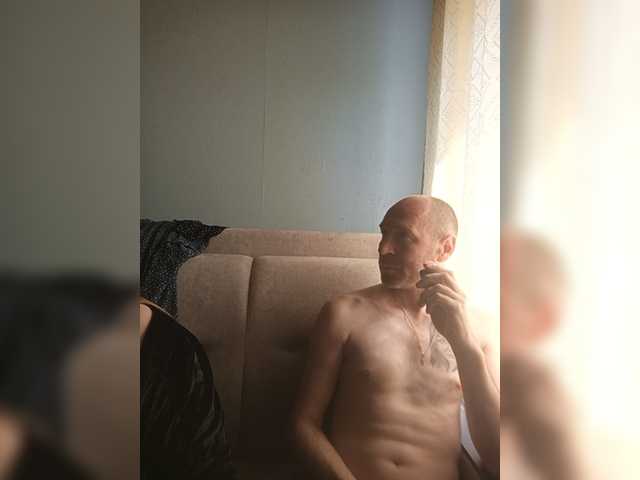 Innokentiy449 live cam on BongaCams