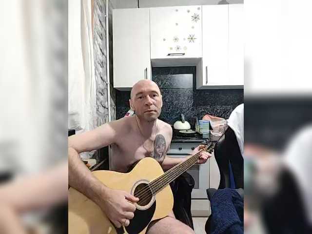 Innokentiy449's BongaCams show and profile