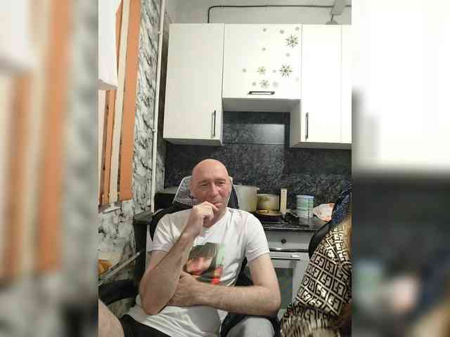 Эта модель сейчас онлайн. Innokentiy449