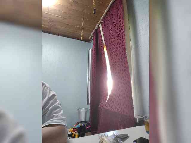Innokentiy449 Sex Cam Show