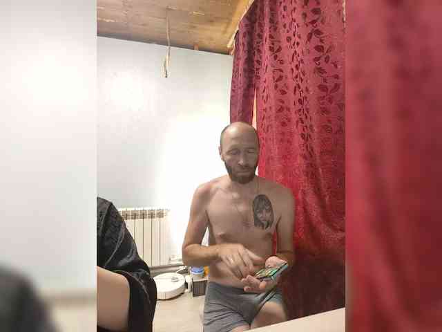 Innokentiy449 Sex Cam Show