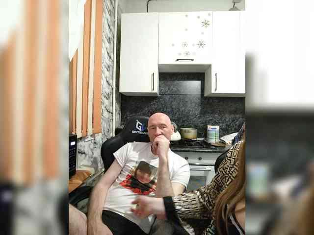 Эта модель сейчас онлайн. Innokentiy449