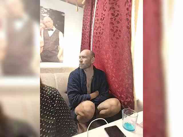 Innokentiy449's webcam live show