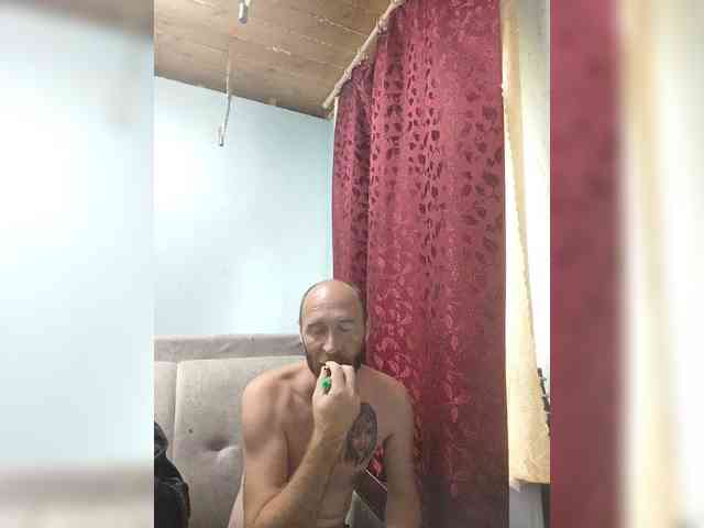 Innokentiy449 Sex Cam Show