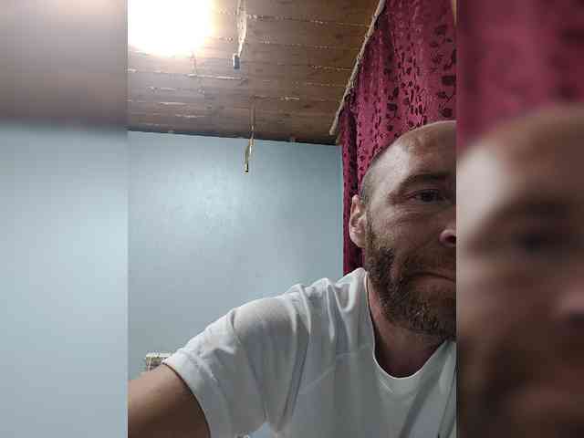 Innokentiy449 Sex Cam Show