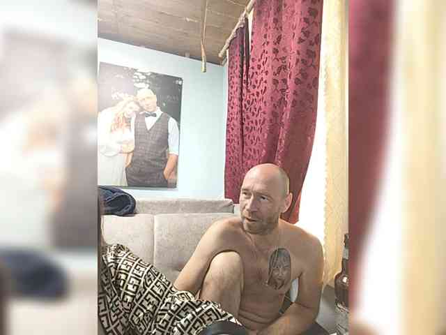 Innokentiy449 Live Webcam on BongaCams