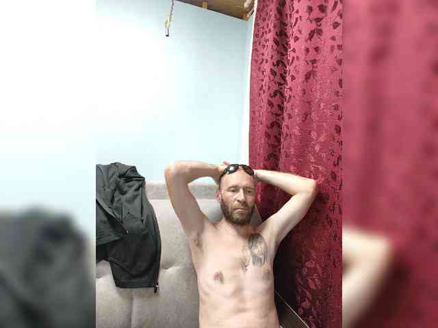 Innokentiy449 Sex Cam Show