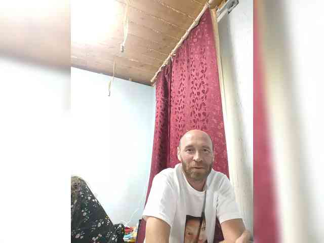 Innokentiy449 Sex Cam Show
