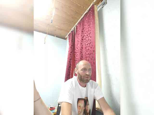 Innokentiy449 Sex Cam Show