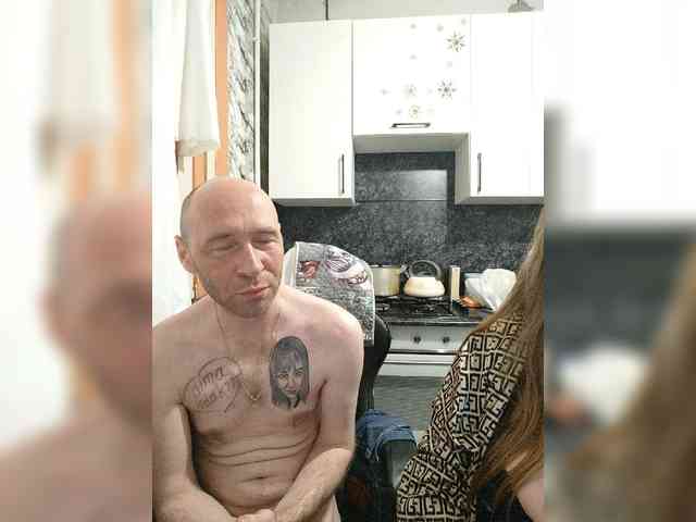 Innokentiy449 Live Webcam on BongaCams