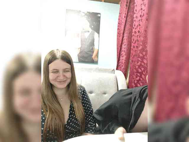 Innokentiy449 live couple cam on bongacams