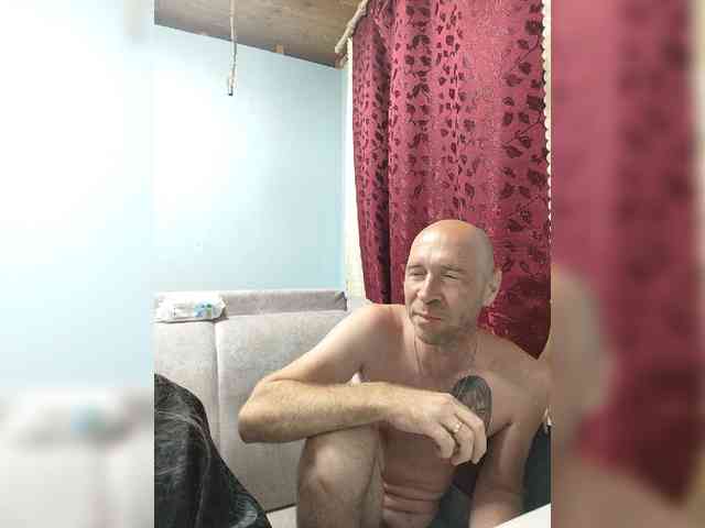 Innokentiy449 Sex Cam Show