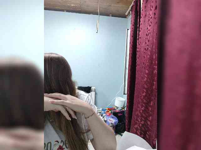 KeshVi777a webcam