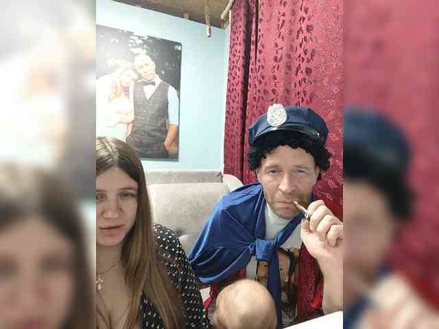 Innokentiy449 live couple cam on bongacams