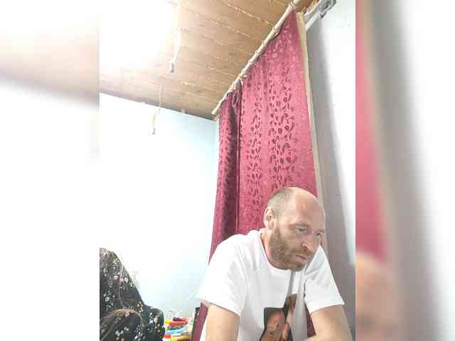 Innokentiy449 Sex Cam Show