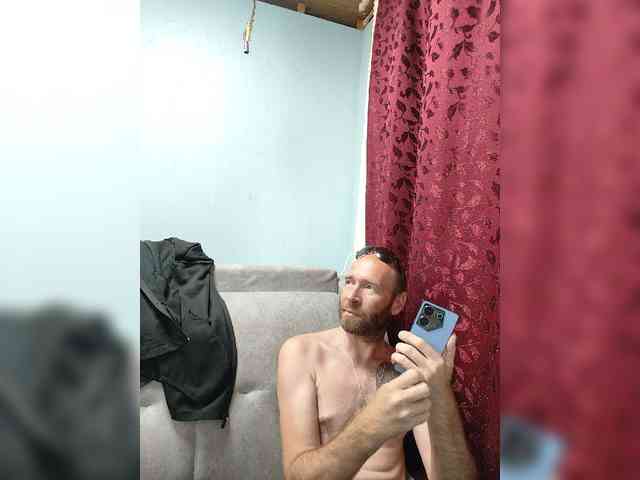 Innokentiy449 Sex Cam Show