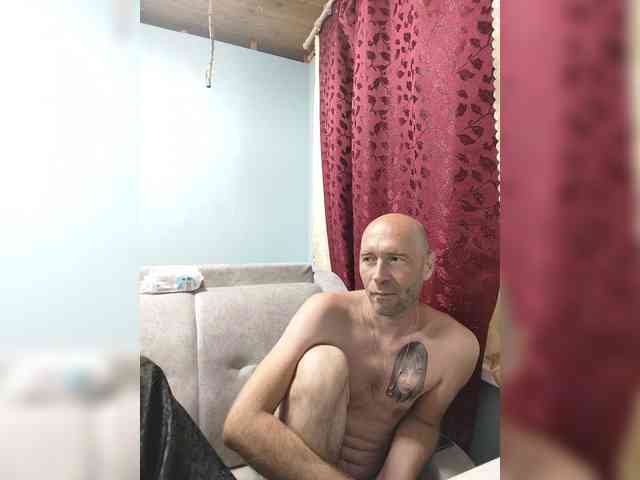 Innokentiy449 Sex Cam Show
