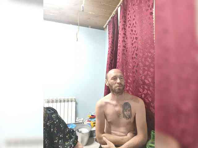Innokentiy449 Sex Cam Show