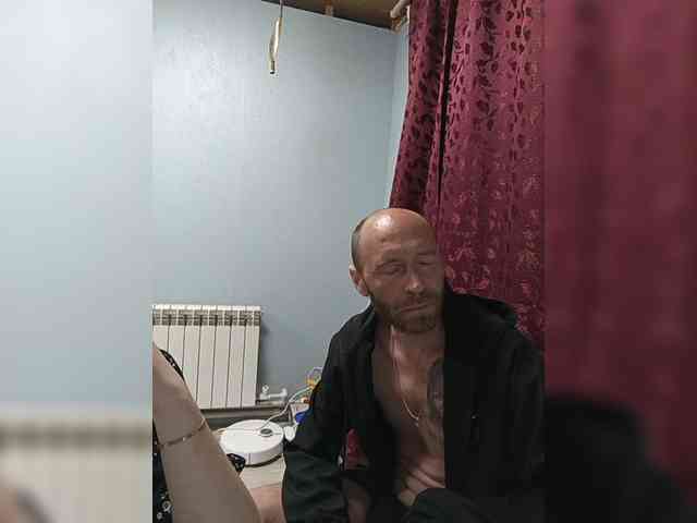 Innokentiy449 Sex Cam Show