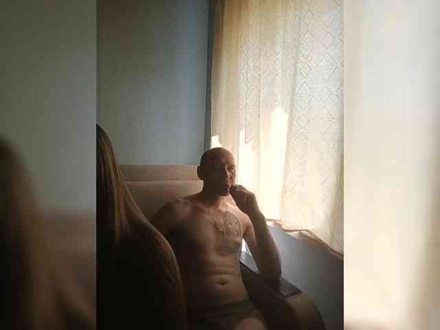 Innokentiy449 Live Webcam on BongaCams