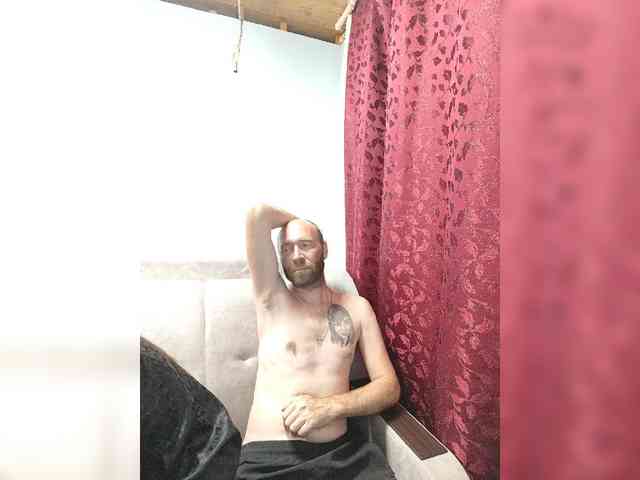 Innokentiy449 Sex Cam Show