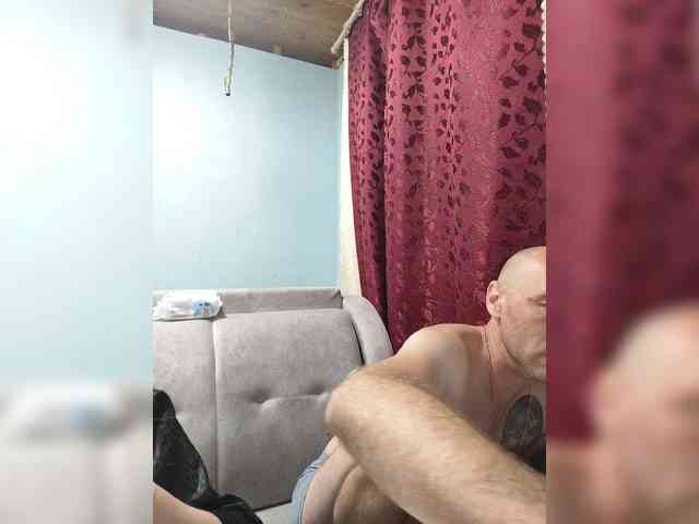 Innokentiy449 Sex Cam Show